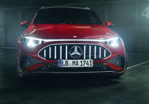 680 KM w kompakcie i osiągi superauta. Nowy Mercedes-AMG CLA 45 wchodzi do gry