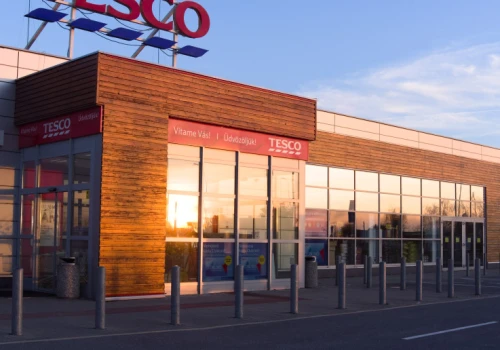 561 sklepów Tesco do kupienia. Szykuje się największa transakcja w historii sieci