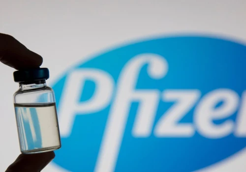 Spór o niewykorzystane szczepionki Pfizera. Mocny cios w polską agencję
