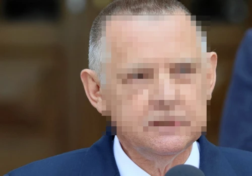 Były prezes NIK Marian B. z aktem oskarżenia. Chodzi o nakłanianie do ujawnienia tajemnicy skarbowej
