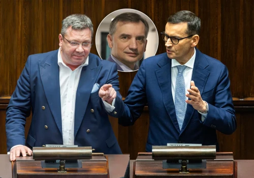 Morawiecki nie chce Ziobry w rządzie. Wójcik reaguje: Nie ty będziesz go meblował!