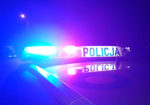 Gigantyczna część turbiny wiatrowej spadła na A4! Uwaga kierowcy – duże utrudnienia w kierunku Korczowej