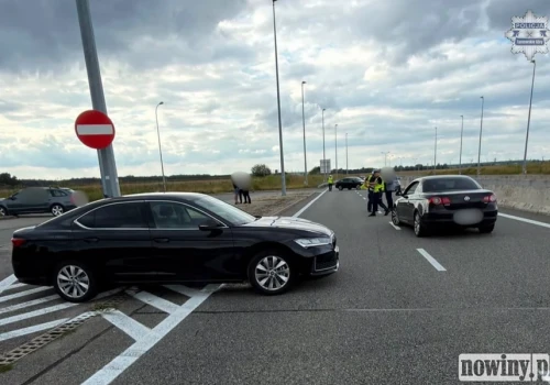 Pościg na A1 zakończony strzałami. Mieszkaniec Rydułtów uciekał przed policją z trzema pasażerami