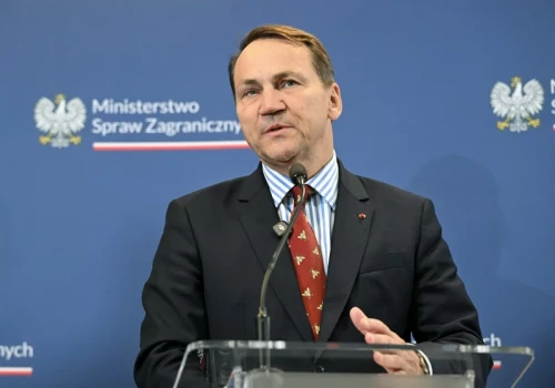 Orban z wizytą w Polsce. Wymowna reakcja Sikorskiego. Wystarczyły trzy słowa