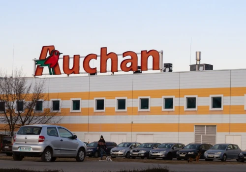 Auchan zniknie ze 165 sklepów. Duże zmiany także w Polsce