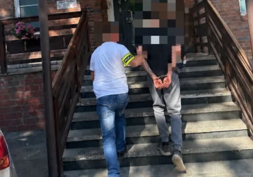 Kradł z firmy, straty przekroczyły 800 000 zł. 40-latek zatrzymany przez jeleniogórskich policjantów