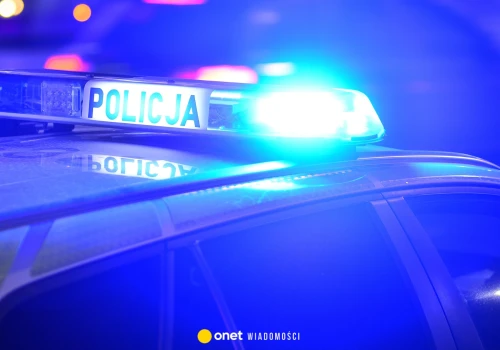 Ciało młodej kobiety znalezione w Świętokrzyskiem. Policja zatrzymała 19-latka