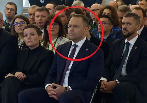Ekspertka od mowy ciała przyjrzała się Nawrockiemu. Nagle padło: uśmiech grymas. „Wystudiowane ruchy”