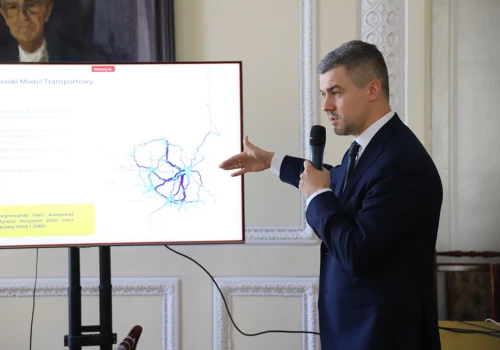 Polska Akademia Nauk pozytywnie o Zintegrowanej Sieci Kolejowej Port Polska
