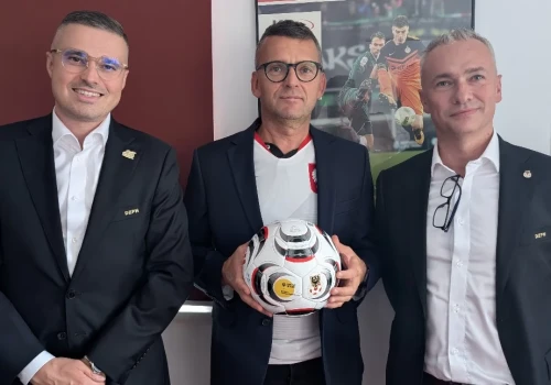 Kolejny sezon IV Liga jedzie z Kolejami Dolnośląskimi