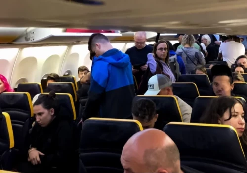 Pijane kobiety rozpętały potężną awanturę w samolocie Ryanair z Wrocławia