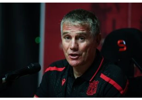Kraków: Trener Wrexham Phil Parkinson: Umówmy się, że nie jest to normalny sparing przed sezonem