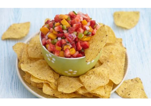 Salsa truskawkowa do kurczaka lub tacos