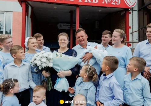 Rosjanka urodziła 16. dziecko. Wcześniej miała ośmiu synów i siedem córek