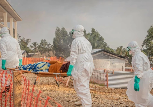 Kolejna epidemia Eboli. Wskaźnik śmiertelności to 50%. Ponad tysiąc chorych