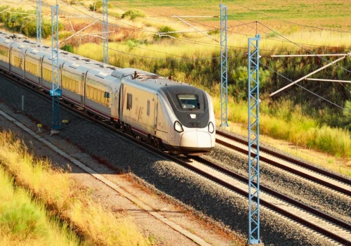 Talgo i Renfe zażegnują konflikt w sprawie składów Avril