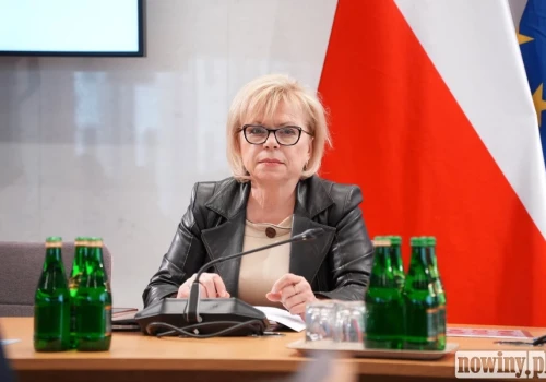 Dwujęzyczne tablice w gminie Rudnik. Wniosek do MSWiA w 2017, ponaglenie w 2021, a odpowiedź dopiero w 2024 i tablic wciąż nie ma. Lenartowicz pyta o przyczyny