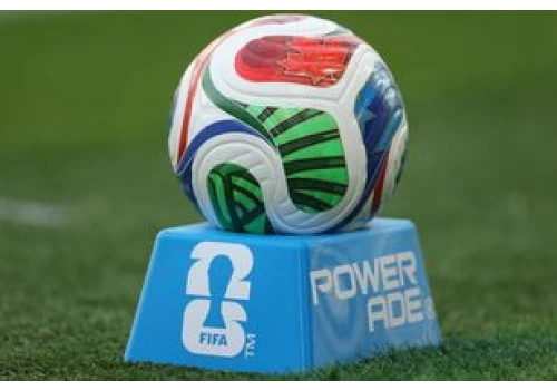 FIFA handluje murawą. Ceny są astronomiczne