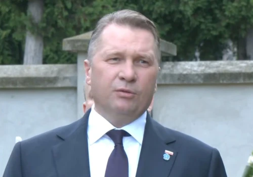 PiS uderza w Ukrainę w rocznicę Wołynia. Czarnek ogłosił to pod pomnikiem ofiar