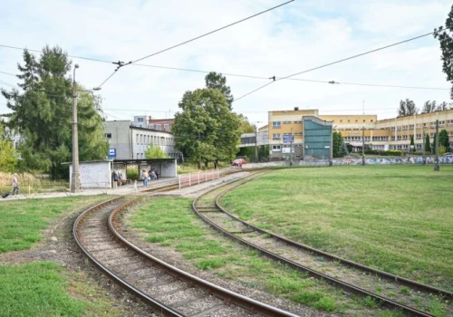 Sześć ofert na przebudowę torowiska do Kucelina. Wszystkie mieszczą się w budżecie miasta