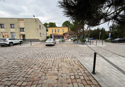 Interwencja w sprawie parkingu przy Placu Józefa Niemczyka. Zmian nie będzie