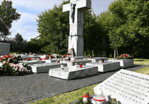 Ukraińcy złożą wieniec ofiarom Wołynia. „UPA nie jest naszym bohaterem”