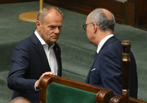 W nowym sondażu Polacy są brutalni dla rządu. Tusk ma problem, i to poważny