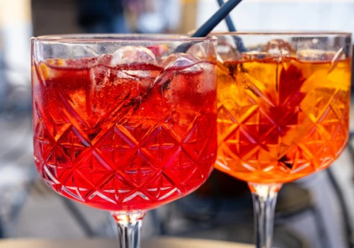 Campari broni swojego hitu. Rusza do walki z podróbkami Aperola