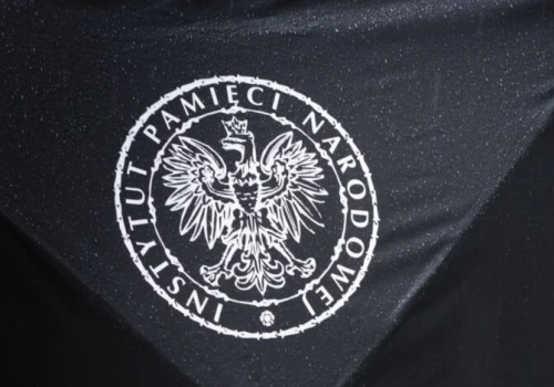 Śląskie/ IPN zaczął poszukiwania ofiar nazistowskiej akcji T4 na cmentarzu przyszpitalnym w Lublińcu