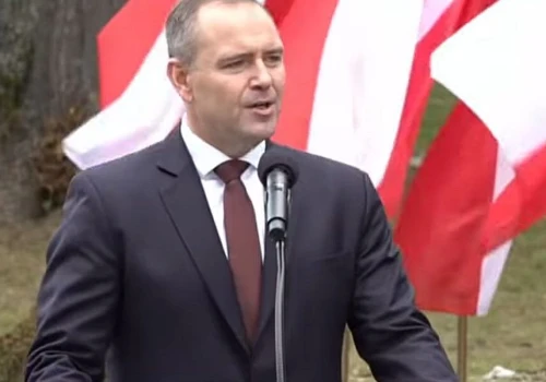 Prezydent Karol Nawrocki w Radrużu. Oddano hołd ofiarom zbrodni wołyńskiej