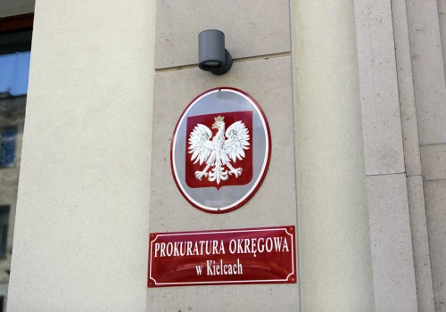 Prokuratura stawia zarzuty za zbrodnię w Jędrzejowie
