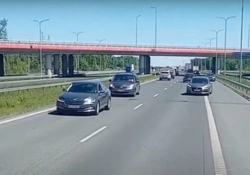 Jazda pod prąd to nasz nowy sport narodowy. Zabierałbym prawa jazdy