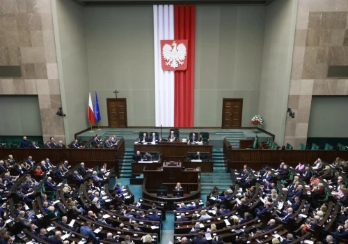 Sejm po zakazie sprzedaży alkoholu. Wiadomo już, co się stanie z zapasami