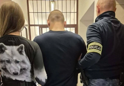 Zabójstwo 29-latki w Jędrzejowie. Podejrzany 19-latek usłyszał zarzuty