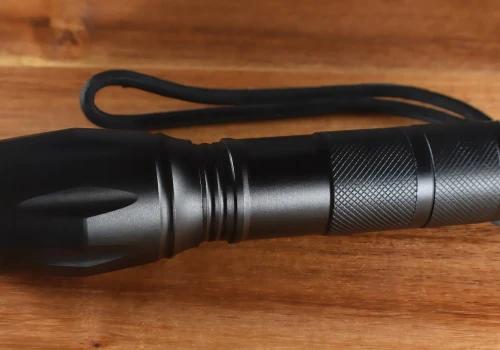 Latarka UV i black light to nie zawsze to samo. Jeden szczegół ma ogromne znaczenie