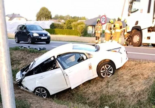 Wypadek na trasie Lublin – Chełm. Zderzenie ciężarówki z autem osobowym