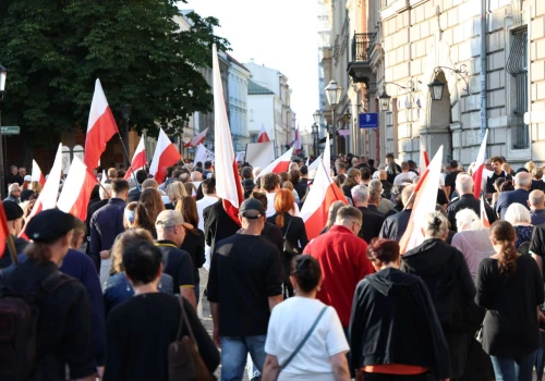 Czarny marsz przeszedł ulicami Krakowa