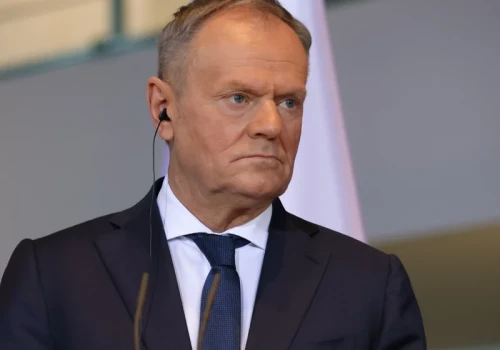 Sąd skazał za „Nie bać Tuska”. Znany karnista mówi o „grubej przesadzie”