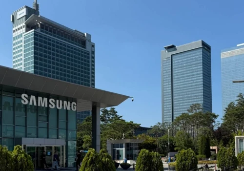 W Samsungu zawrzało. Jedni dostali nawet 1,5 mln zł premii, inni wyszli na ulice