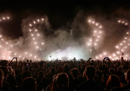Drugi dzień Audioriver rozpoczęty. Festiwalowe miasteczko znów tętni życiem
