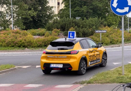 Ile kosztuje kurs prawa jazdy? W Polsce zapłacisz od 3500 do ponad 5000 zł