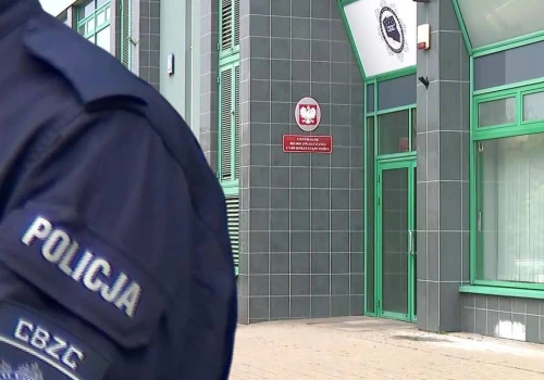 Atak na policjantów w Warszawie. Jest decyzja sądu