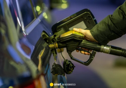 Biały Dom promuje sieć stacji paliw. Nie wiadomo, do kogo należą