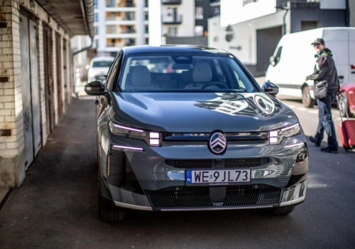 Nowy Citroën C5 Aircross: zamówienia wzrosły o 47%, aż 30% dotyczy wersji elektrycznej