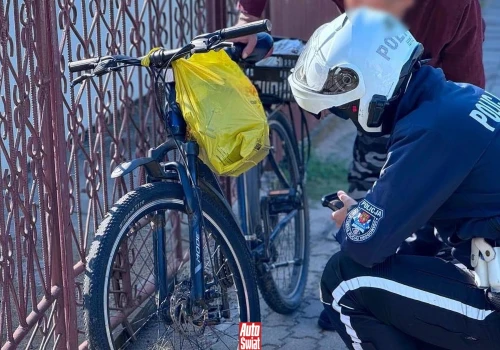 Nie każdy rowerzysta musi jeździć w kasku. Ale każdy musi mieć w rowerze kilka rzeczy