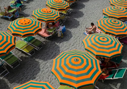 Własny prowiant zakazany? Turyści buntują się na plażach