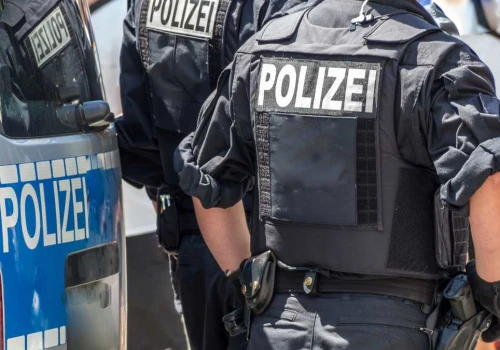 Niemcy: Policja odbiła zakładniczkę przetrzymywaną w supermarkecie. Wiadomo, kim jest sprawca