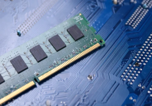 Huawei uratuje rynek? Firma chce produkować własne pamięci DRAM