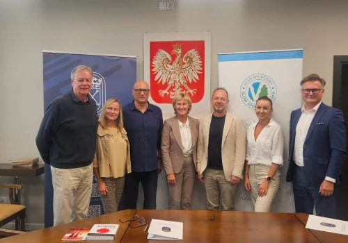 Akademia Kultury Fizycznej w Krakowie i Slow Jogging Polska przedłużają współpracę. Wspólny cel: promocja zdrowego stylu życia