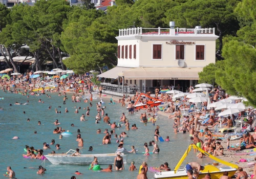 Chciał jechać na wakacje do Chorwacji, zapytał o ceny. 